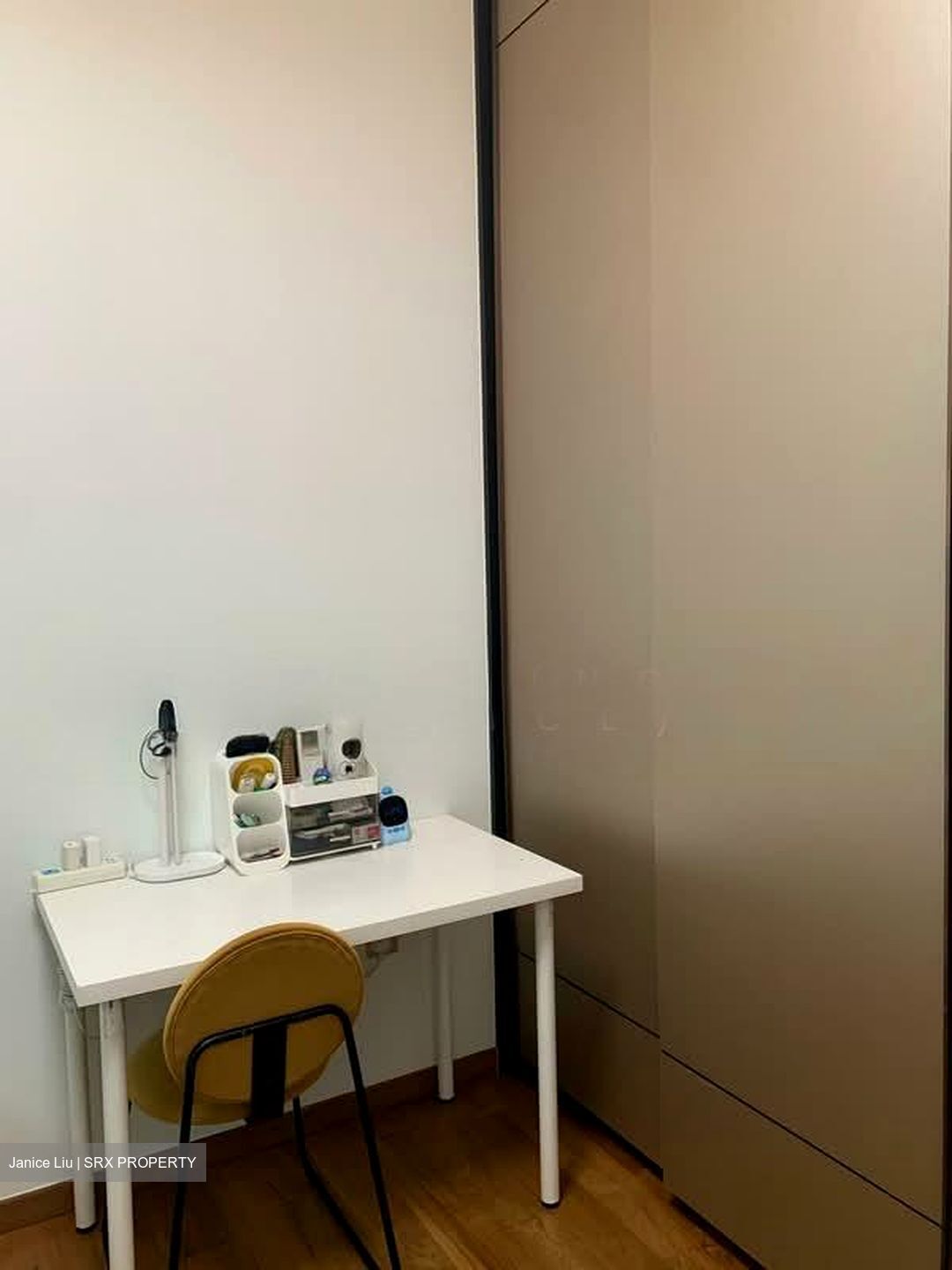 Van Holland (D10), Condominium #615052361